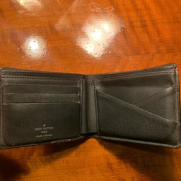 Louis Vuitton The Multiple Wallet iconic black and grey Monogram Eclipse canvas